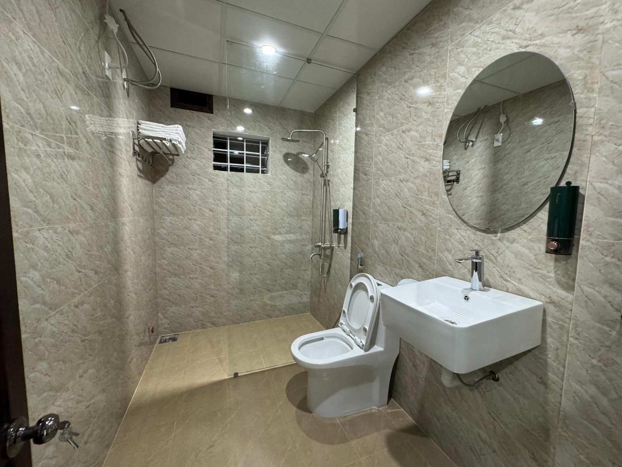 Mint Homestay Hué Extérieur photo