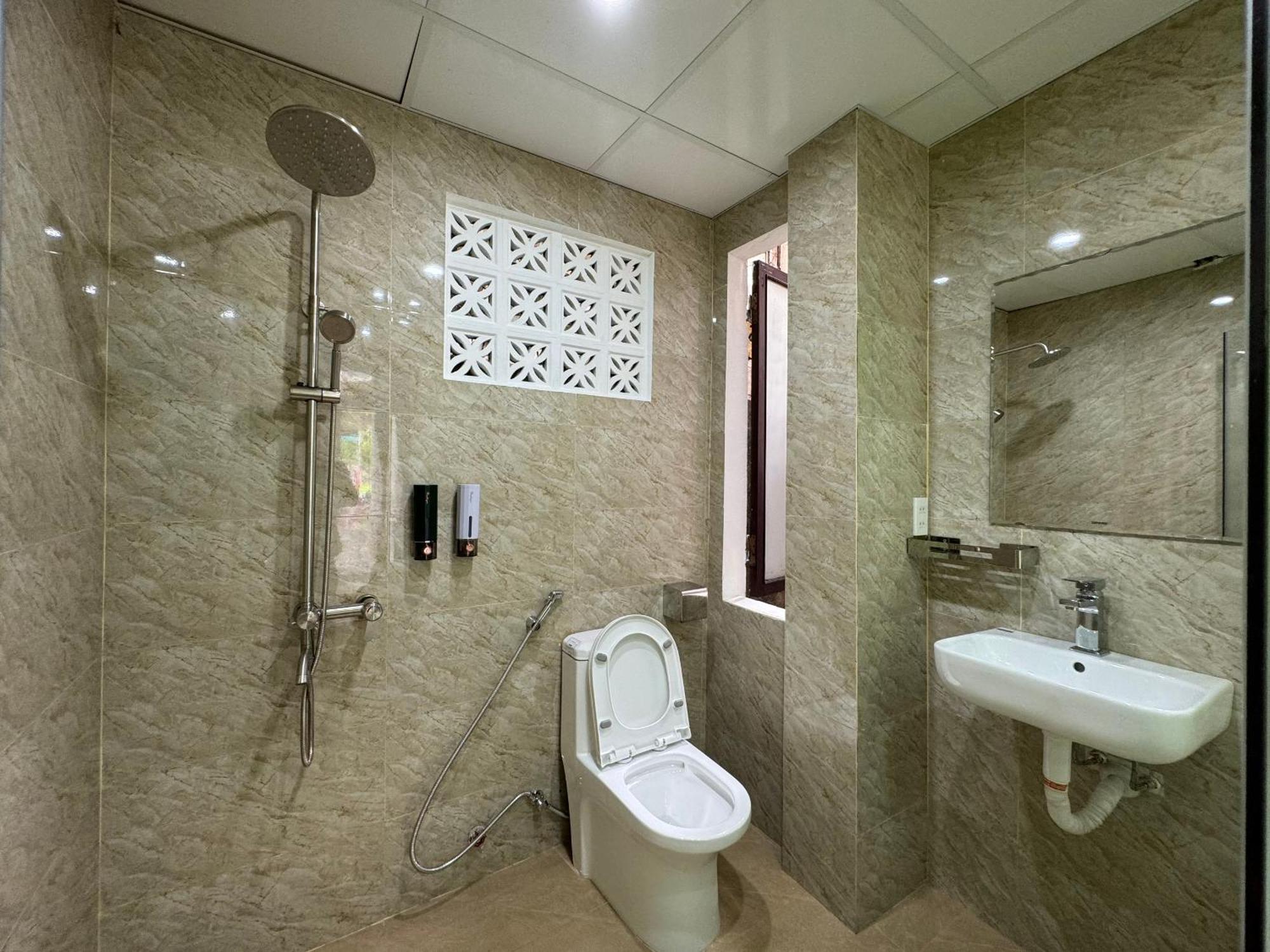Mint Homestay Hué Extérieur photo